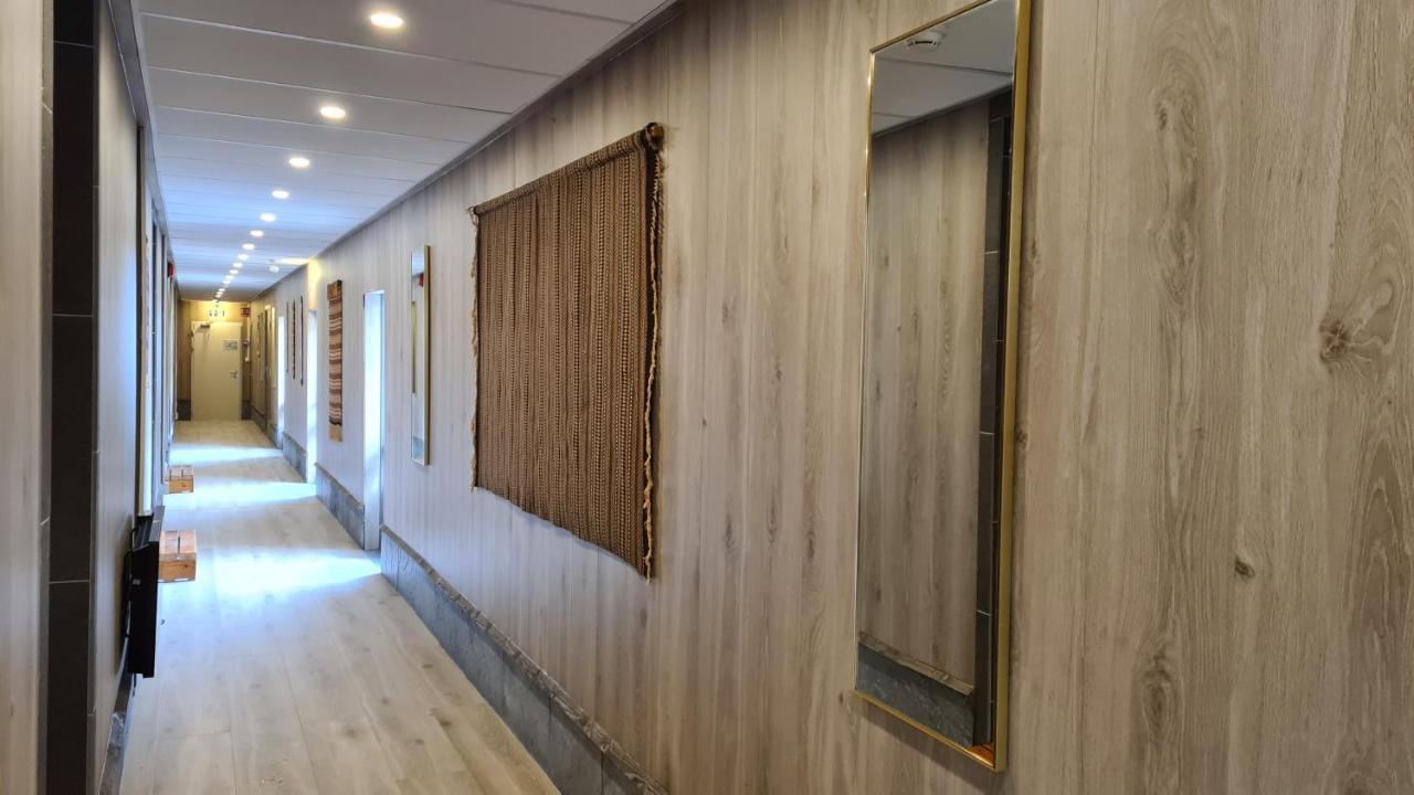 Strand Fjordhotel Ulvik Exterior foto