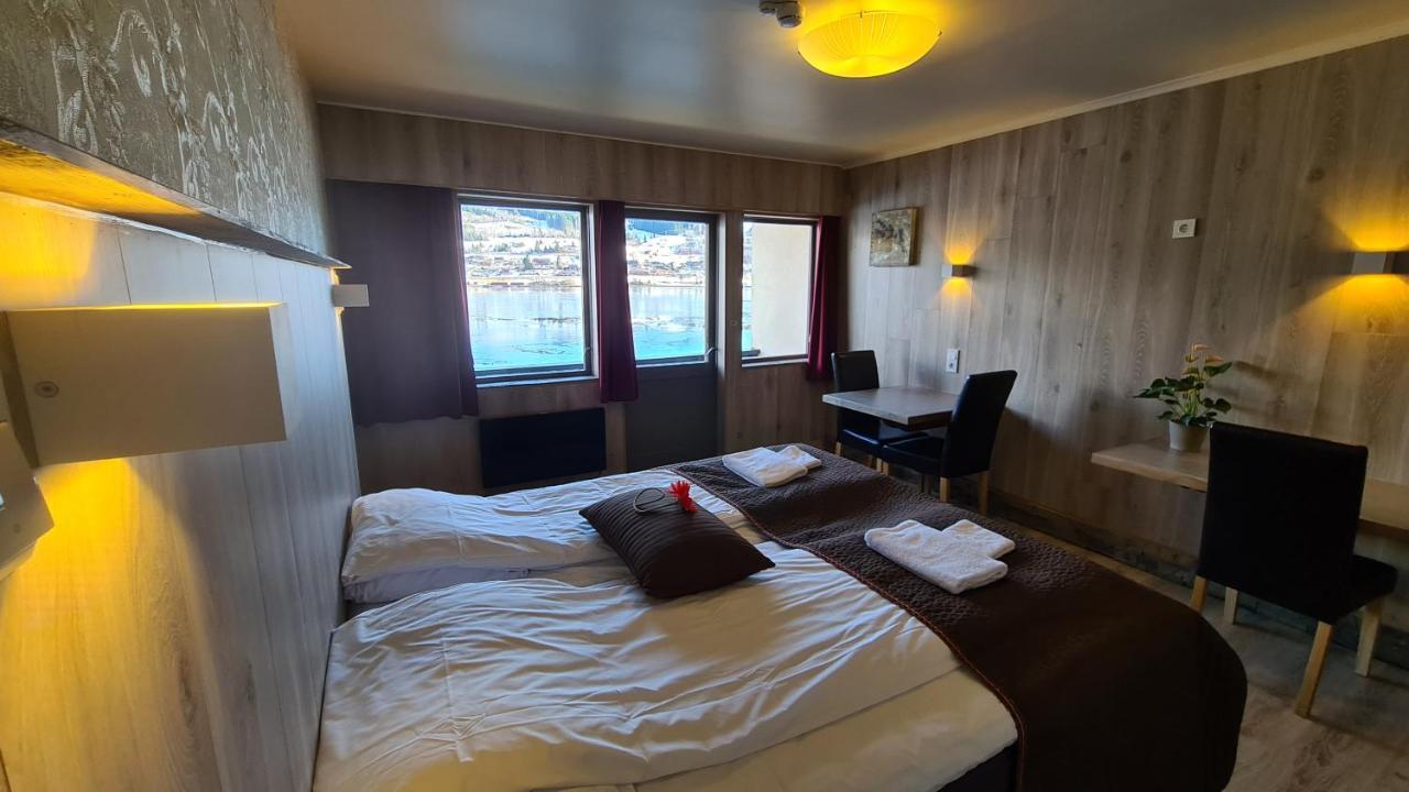 Strand Fjordhotel Ulvik Exterior foto