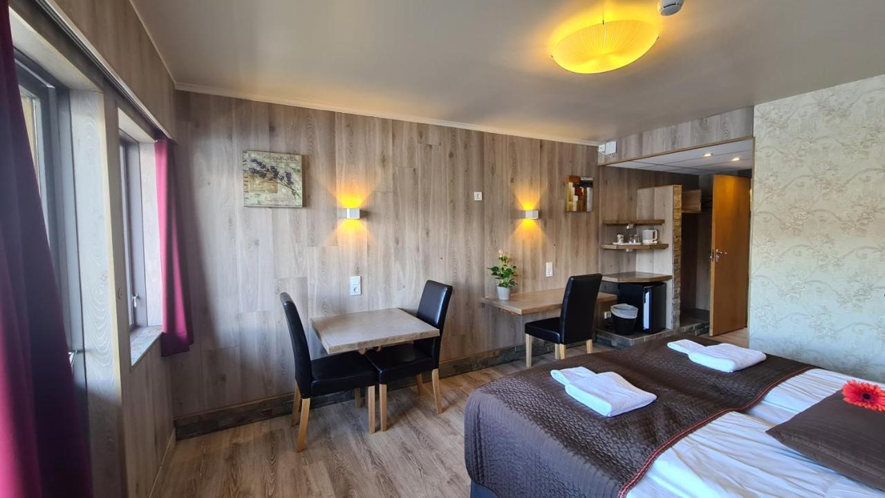 Strand Fjordhotel Ulvik Exterior foto